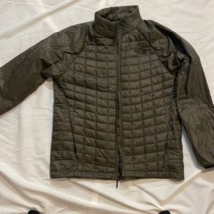 The North face large size jacket. New :)